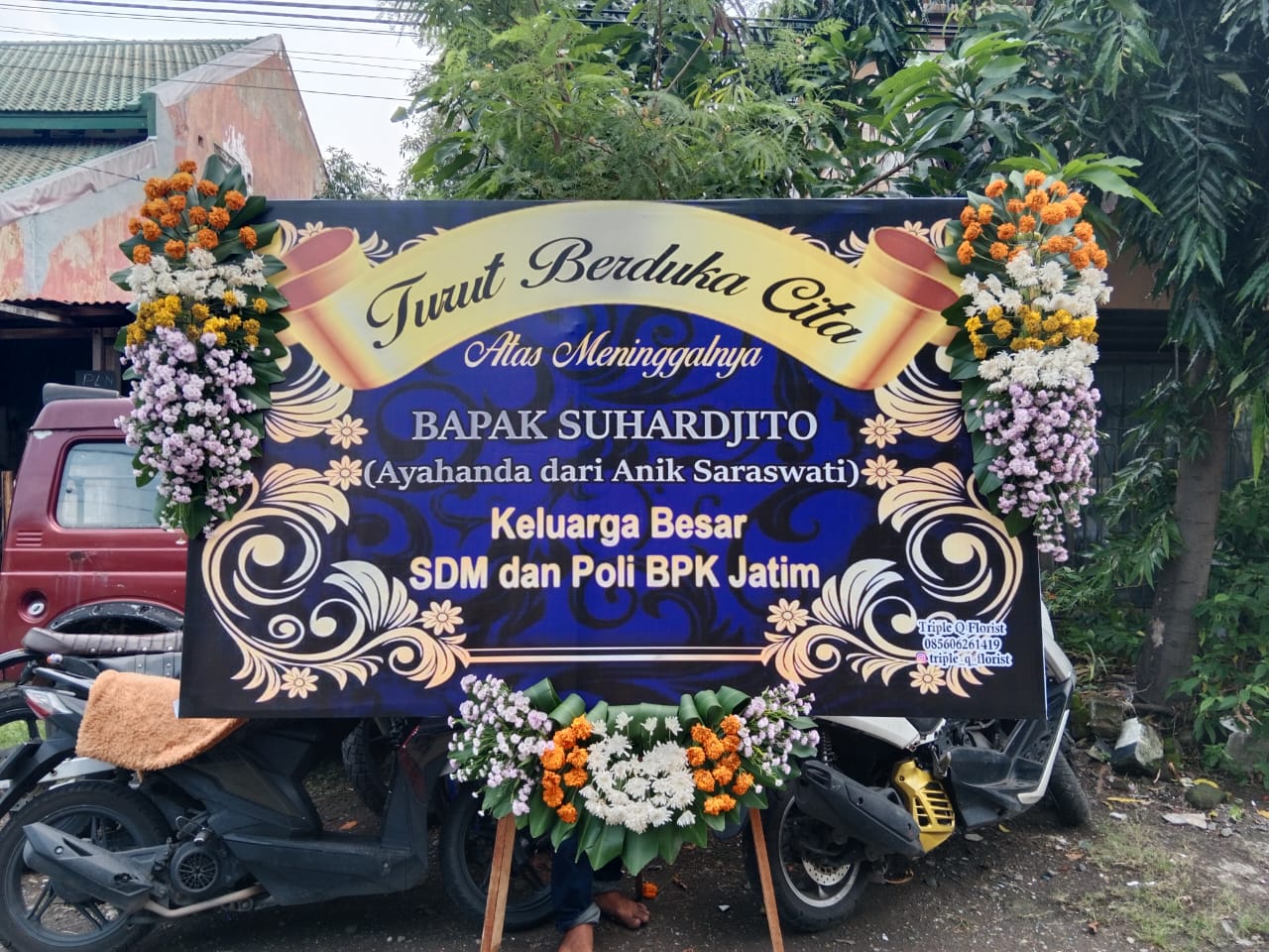 Karangan Bunga Duka Cita 4