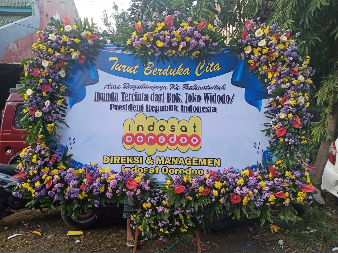 Karangan Bunga Duka Cita 3